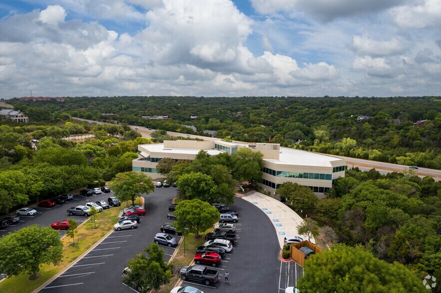 More Photos Of 9020 N Capital of Texas Hwy, Austin Office For Lease