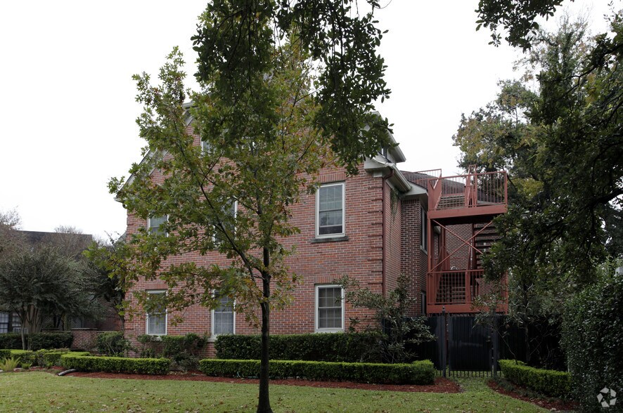 More Photos Of 4314 Yoakum Blvd, Houston Medical For Sale