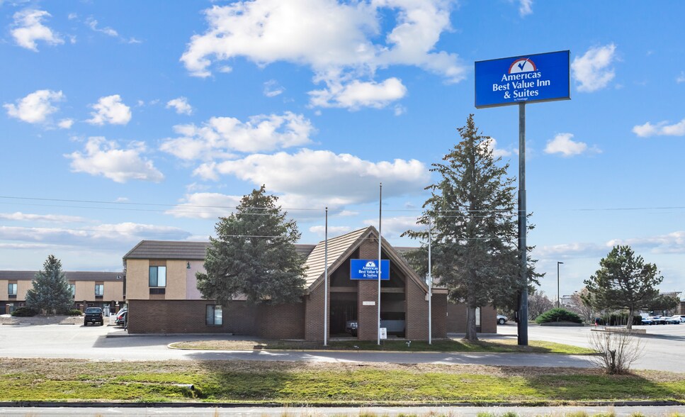 More Photos Of 4333 E Mulberry St, Fort Collins Hotel For Sale