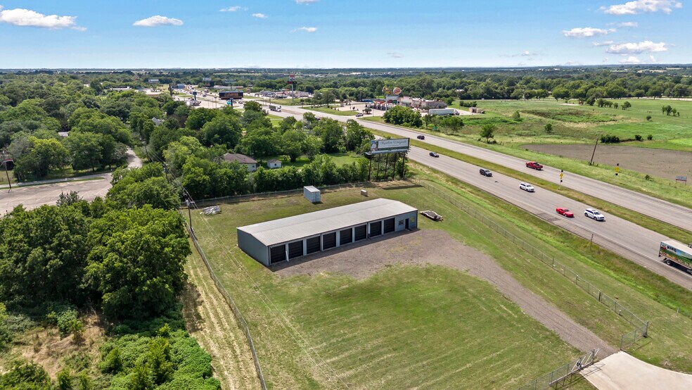 More Photos Of 9259 Hwy 290 E Hwy, Chappell Hill Auto Repair For Sale