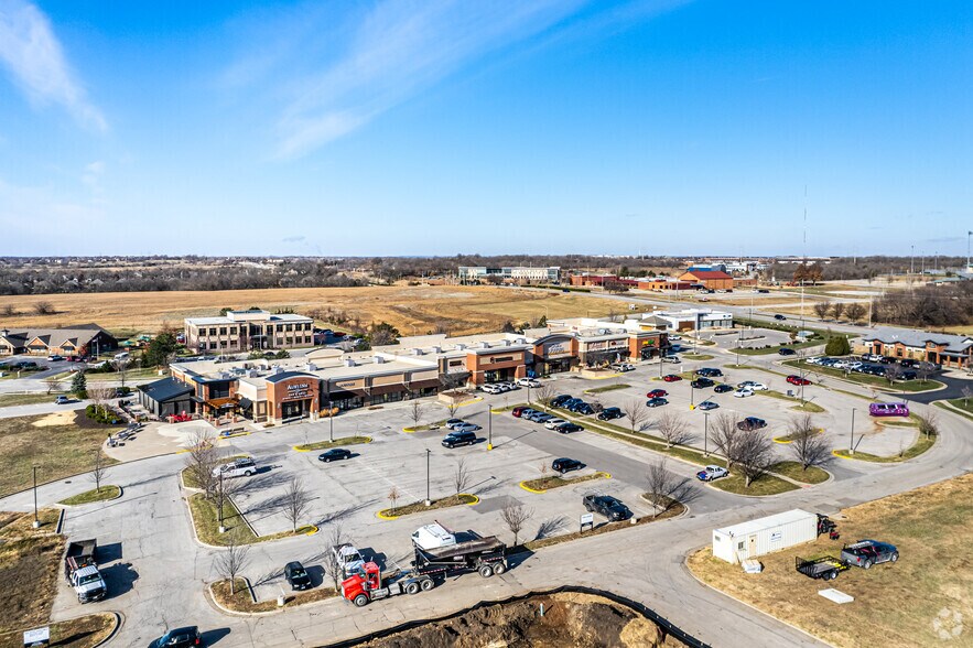 More Photos Of Lone Elm & College Blvd, Olathe Unknown For Lease