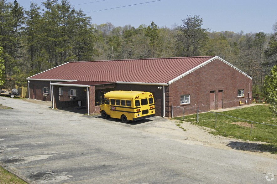 More Photos Of 5760 Wade Whelchel Rd, Murrayville Daycare Center For Sale