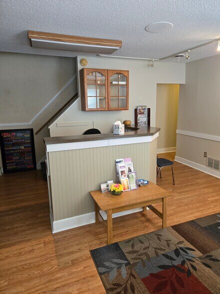 More Photos Of 3739 Wilkens Ave, Baltimore Medical For Lease