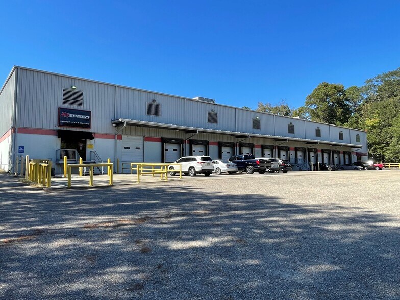 More Photos Of 5960 Greenwood Pky, Bessemer Racetrack For Lease