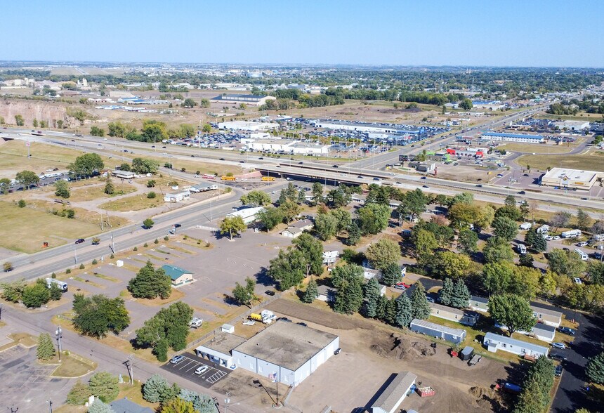 More Photos Of 4501 W 12th St, Sioux Falls Land For Sale