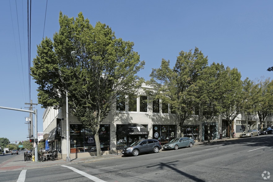 Primary Photo Of 1004-1010 W Washington St, Vancouver Storefront Retail Office For Lease