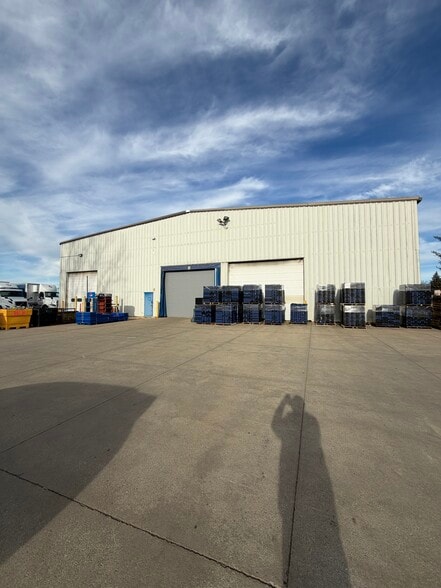 Primary Photo Of 610 Parkway Dr, West Branch Industrial For Sale