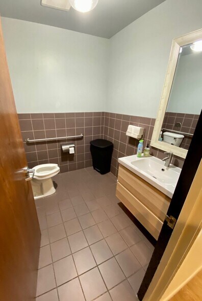 More Photos Of 3133 W March Ln, Stockton Medical For Sale