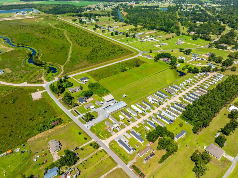 More Photos Of 346 Bayou Blue Bypass Ln, Gray Manufactured Housing Mobile Home Park For Sale