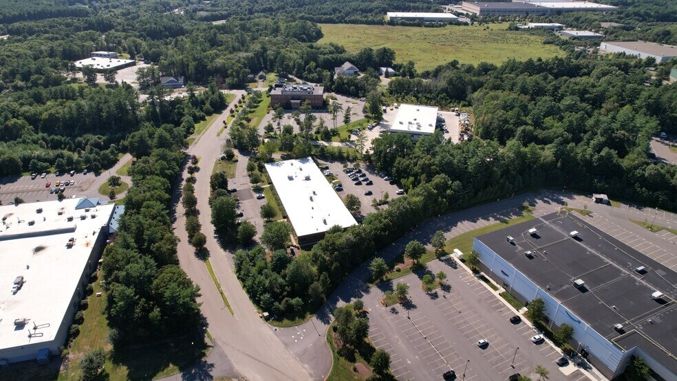 More Photos Of 16 Commerce Blvd, Middleborough Office For Lease