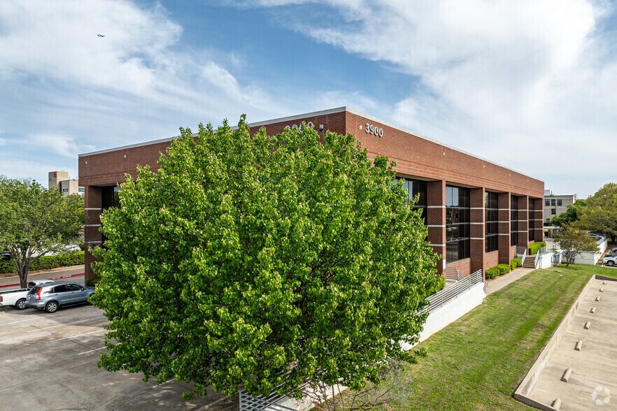 More Photos Of 3900 American Dr, Plano Medical For Sale