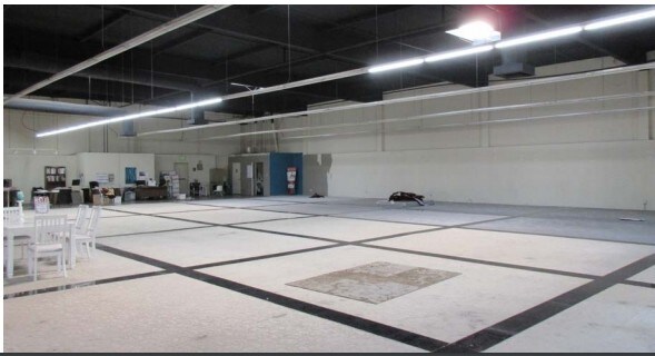 More Photos Of 17512 Studebaker Rd, Cerritos Showroom For Lease