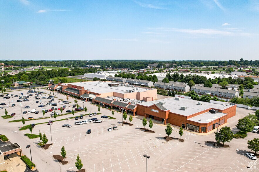 More Photos Of 1920-1988 Zumbehl Rd, Saint Charles General Retail For Lease