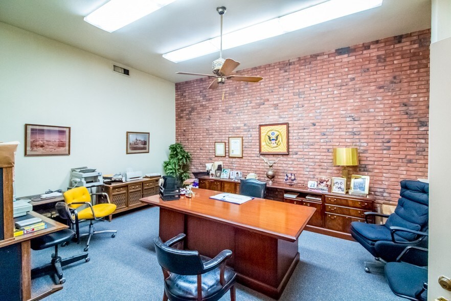 More Photos Of 3800-3812 Euclid Ave, Cleveland Light Manufacturing For Lease