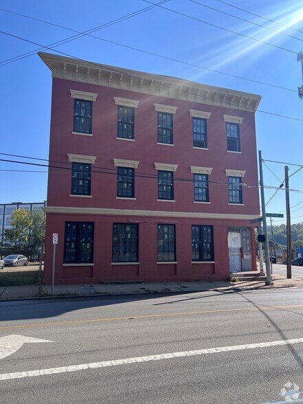 More Photos Of 4000 Colerain Ave, Cincinnati Apartments For Lease