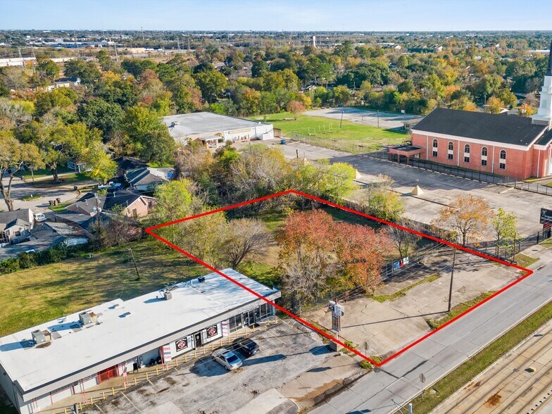 More Photos Of 5201 Martin Luther King Jr Blvd, Houston Land For Sale