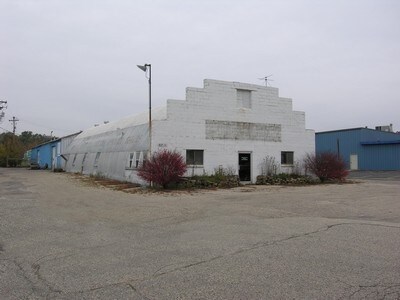 More Photos Of 837 N Parker Dr, Janesville Manufacturing For Lease