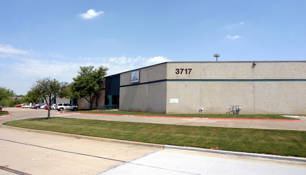 More Photos Of 3717 Commerce Pl, Bedford Distribution For Lease