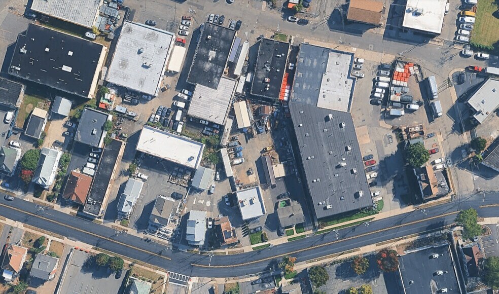 More Photos Of 50 Johnson Ave, Hackensack Light Manufacturing For Sale