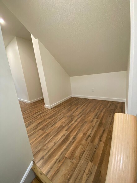 More Photos Of 8705 E 63rd Trafficway, Kansas City Apartments For Sale