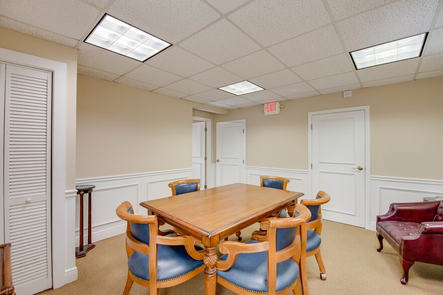 More Photos Of 604 Whitehead St, Key West Medical For Sale