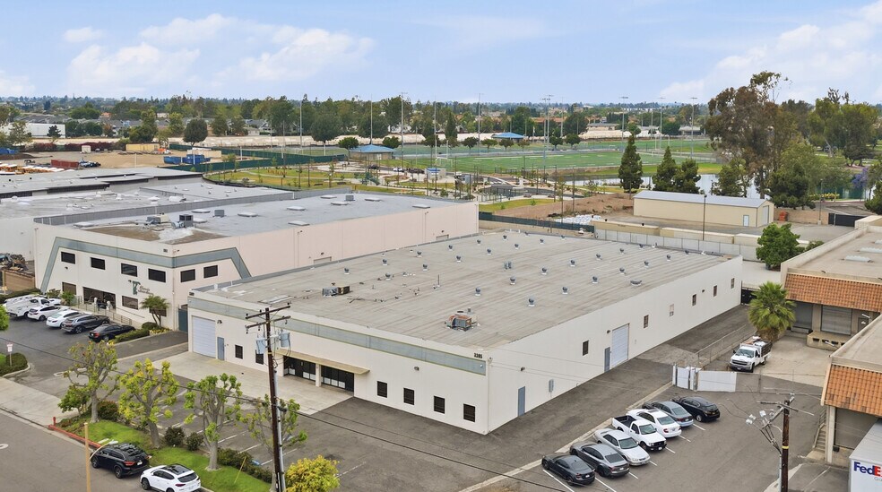 Primary Photo Of 3305-3307 W Castor St, Santa Ana Manufacturing For Lease