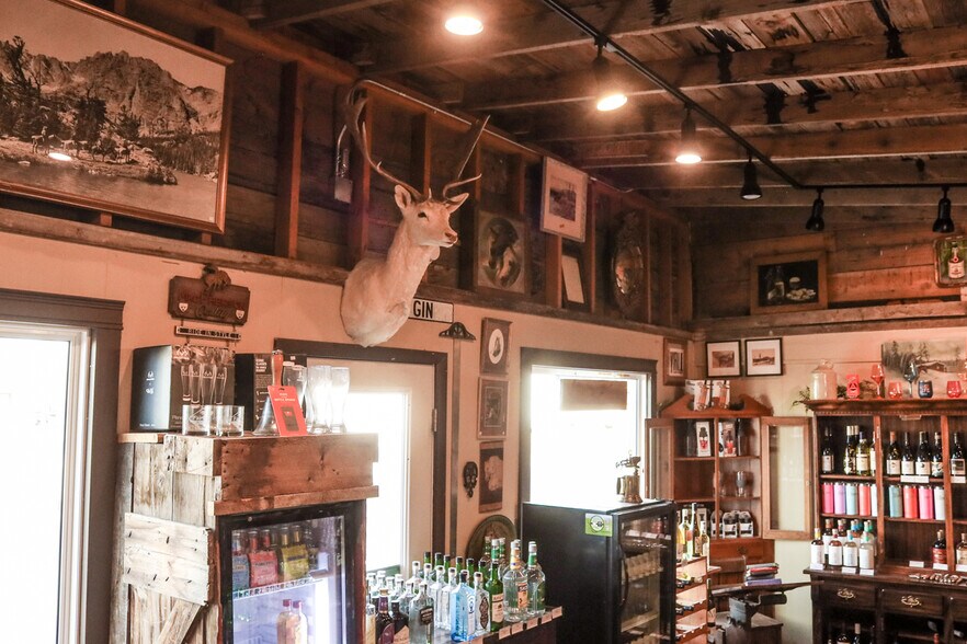 More Photos Of 426 Central Ave, Fairfield Storefront For Sale