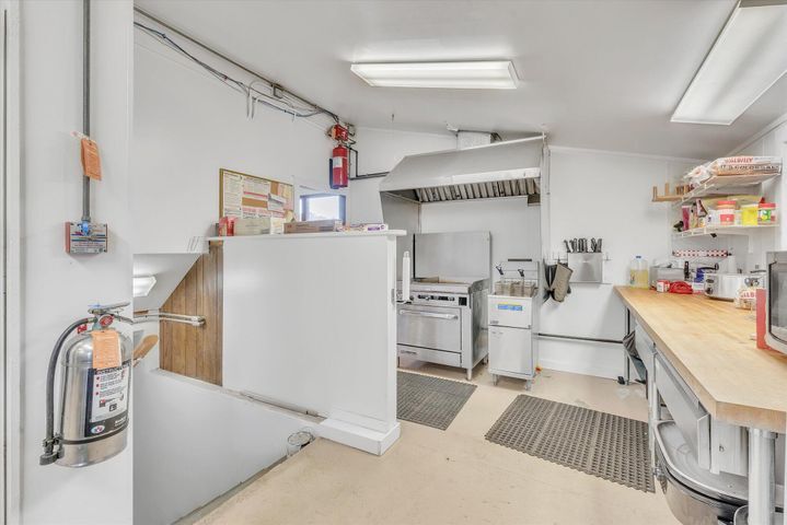 More Photos Of 5751 Brooklyn Rd, Jackson Golf Course Driving Range For Sale