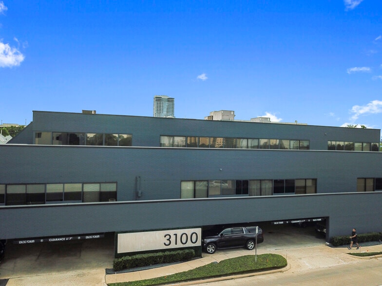 More Photos Of 3100 Edloe St, Houston Office For Sale