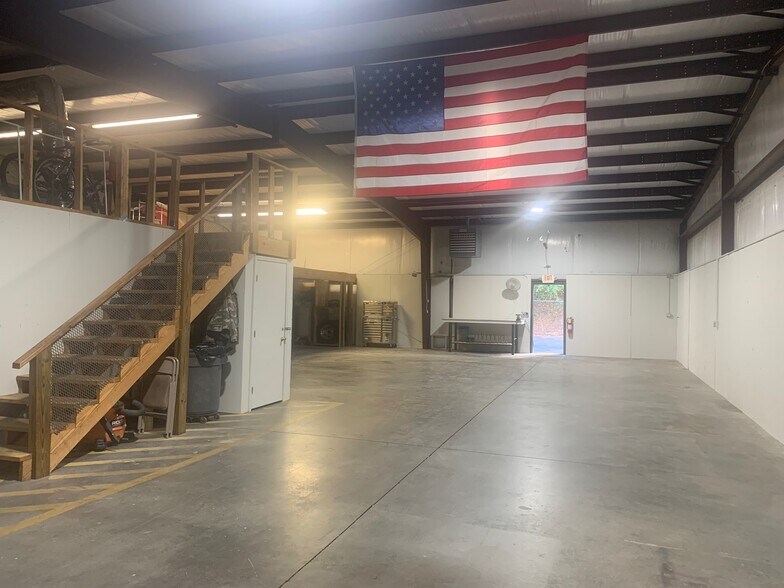 More Photos Of 741 Harry McCarty Rd, Bethlehem Light Distribution For Lease