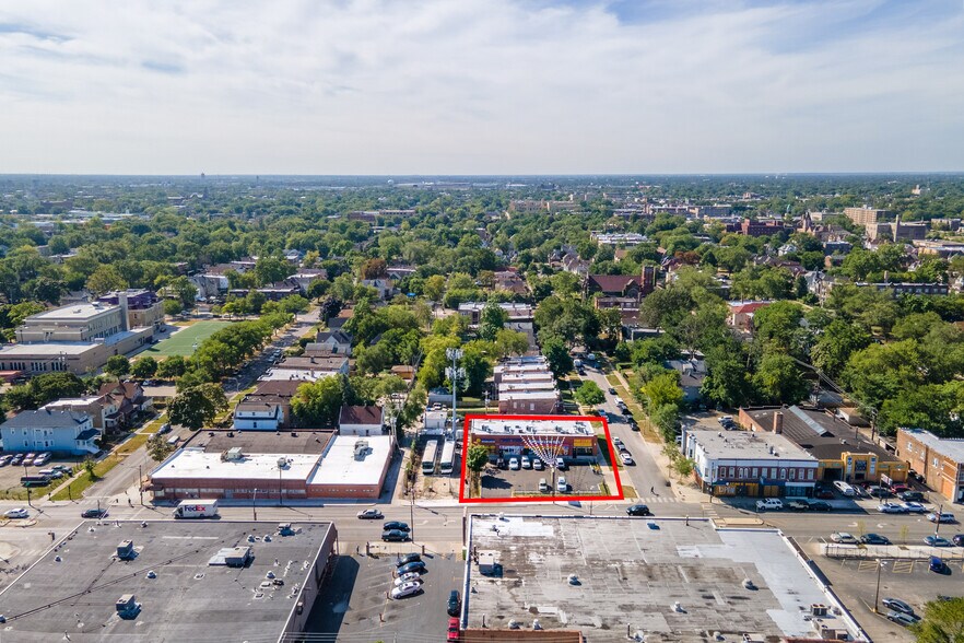 More Photos Of 5427-5433 W Chicago Ave, Chicago Freestanding For Lease