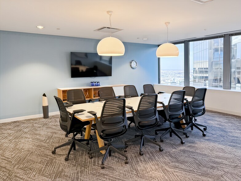 More Photos Of 1650 Market St, Philadelphia Coworking Space