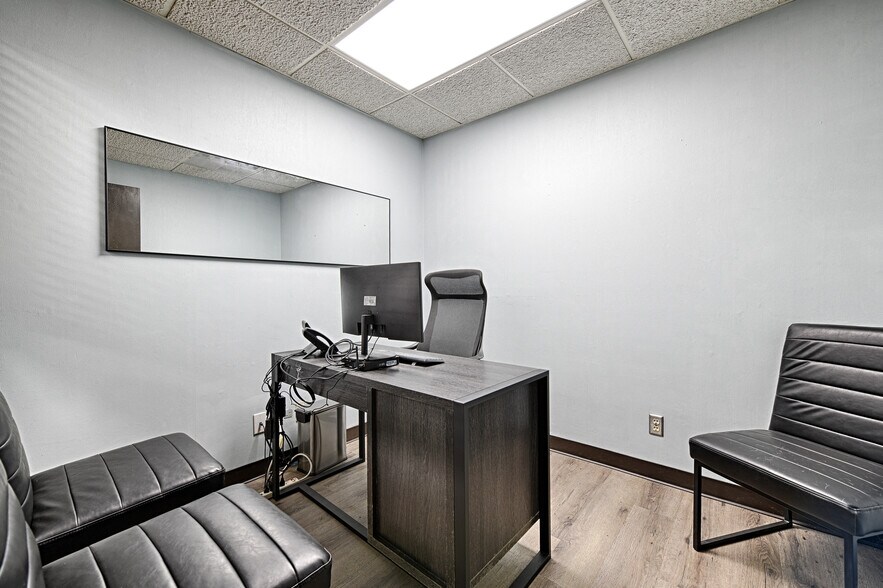 More Photos Of 1425 N O'Connor Rd, Irving Medical For Sale