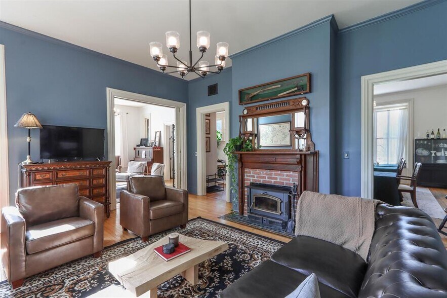 More Photos Of E3192 Apple Tree Ln, Waupaca Hospitality For Sale