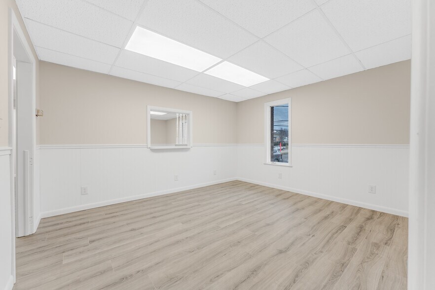 More Photos Of 1189 Pineview Dr, Morgantown Medical For Lease