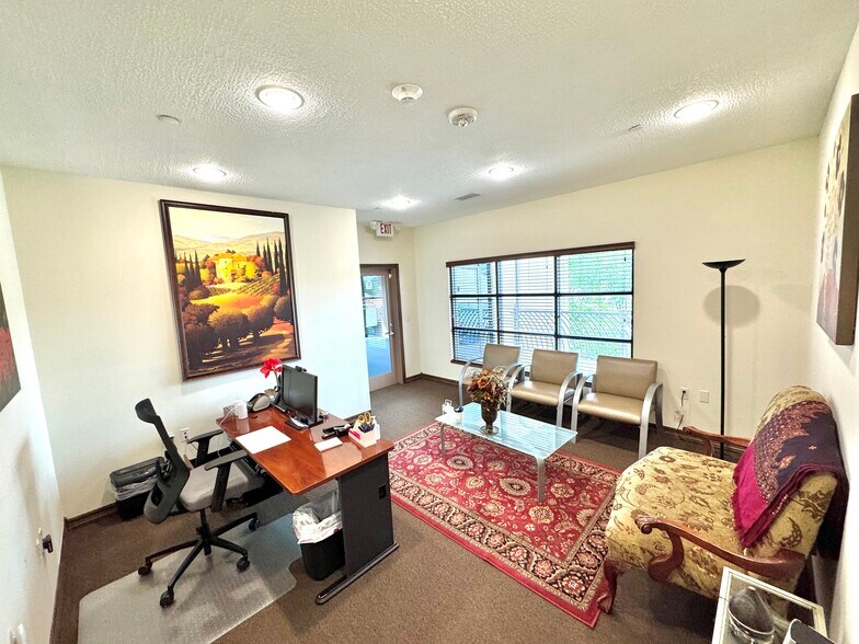 More Photos Of 18001 W Highway 105, Montgomery Medical For Lease