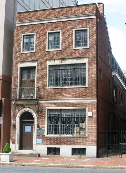 Primary Photo Of 226 W State St, Trenton Medical For Sale