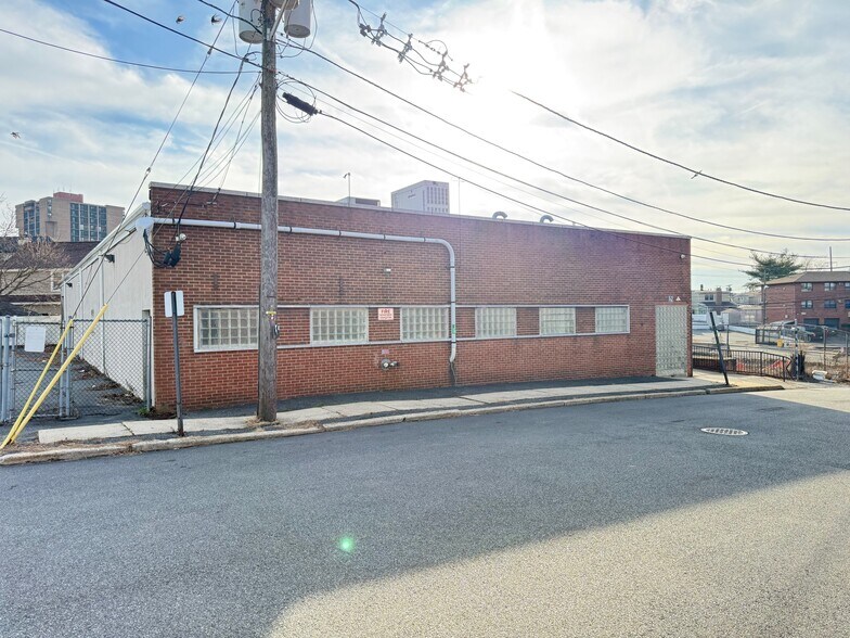 More Photos Of 18 Wendell Pl, Fairview Warehouse For Sale