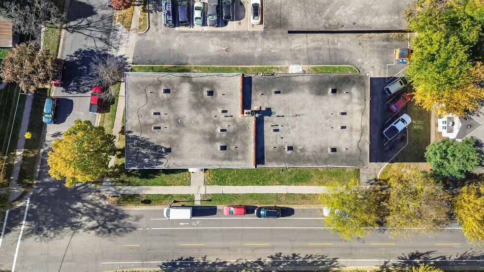 More Photos Of 729 Oakdale Ave, Saint Paul Apartments For Sale