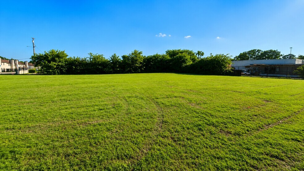 More Photos Of 3641 Tyler St, Dallas Land For Sale