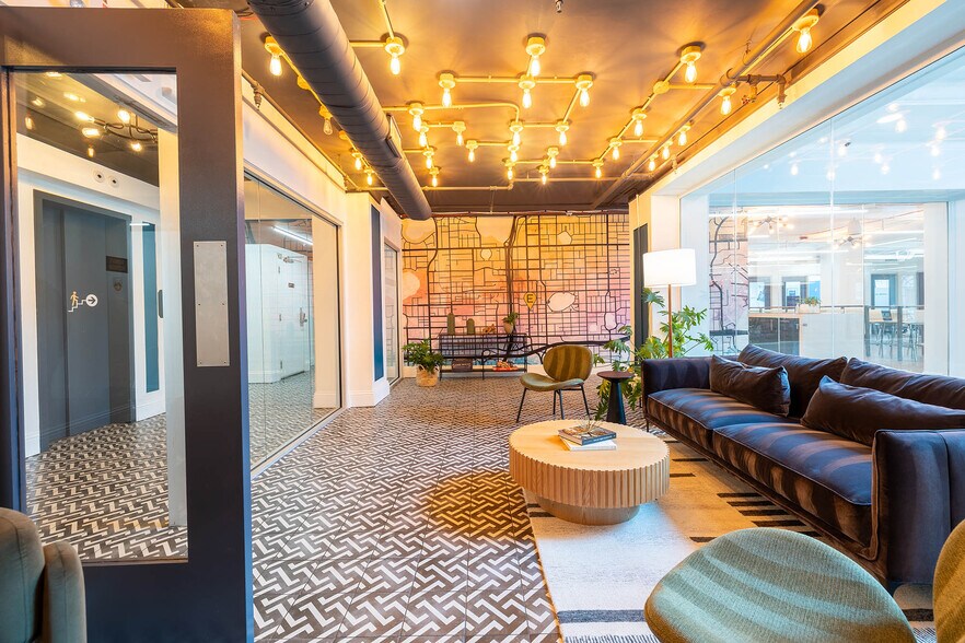 More Photos Of 37 N Orange Ave, Orlando Coworking Space