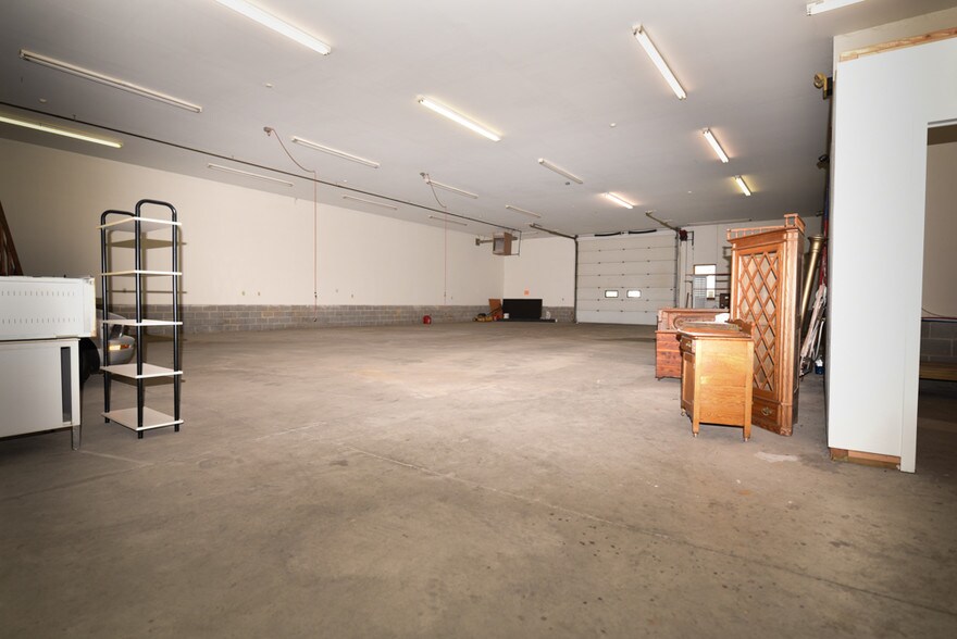 More Photos Of 220 S Maple St, Kutztown Industrial For Sale