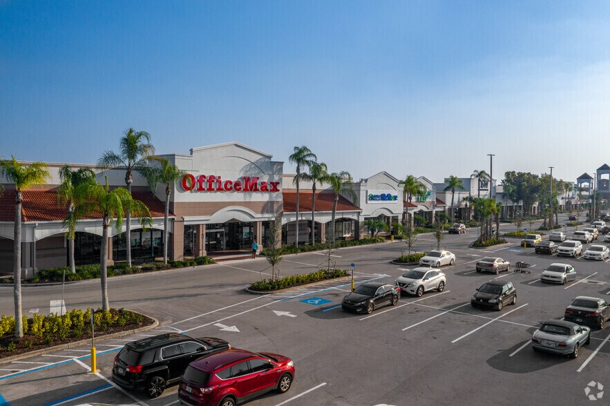 Primary Photo Of 5010-5066 Airport Pulling Rd N, Naples Storefront For Lease