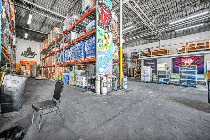 More Photos Of 830 NW 22nd St, Miami Warehouse For Sale