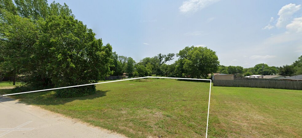 More Photos Of 0 12th, Kemp Land For Lease