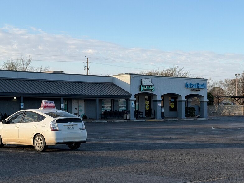 More Photos Of 3205 W Cuthbert Ave, Midland Unknown For Lease