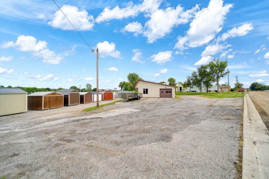 More Photos Of 2768 W Carleton Rd, Hillsdale Specialty For Sale