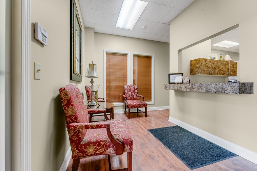 More Photos Of 601 Venture Dr, Morgantown Freestanding For Lease