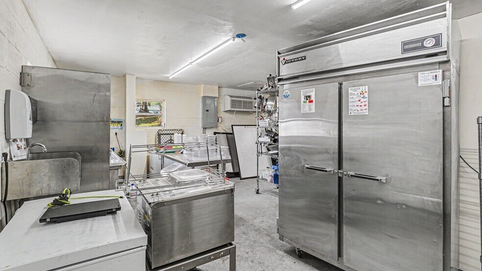 More Photos Of 430 #A 2nd Ave, Mayodan General Retail For Sale