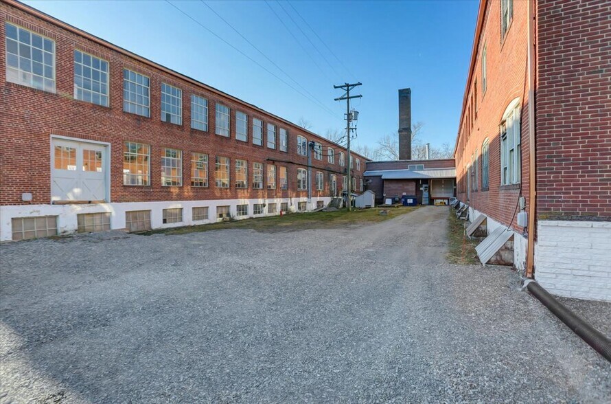 More Photos Of 40 Lurgan Ave, Shippensburg Manufacturing For Sale